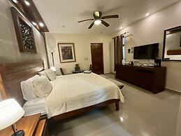 El Zaguán Colonial by GuruHotel