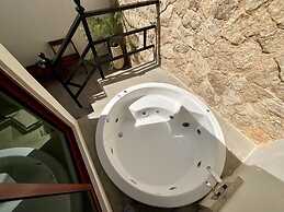 El Zaguán Colonial by GuruHotel