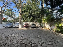 El Zaguán Colonial by GuruHotel