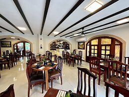 El Zaguán Colonial by GuruHotel