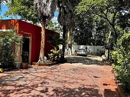 El Zaguán Colonial by GuruHotel