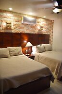 El Zaguán Colonial by GuruHotel