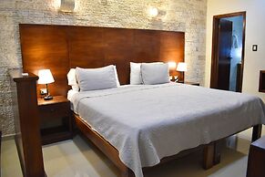 El Zaguán Colonial by GuruHotel