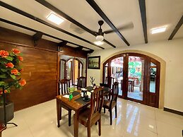 El Zaguán Colonial by GuruHotel