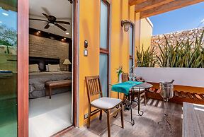 El Zaguán Colonial by GuruHotel