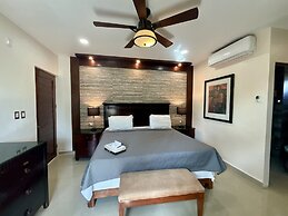 El Zaguán Colonial by GuruHotel