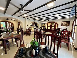 El Zaguán Colonial by GuruHotel