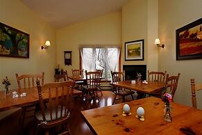 Pretty River Valley Country Inn