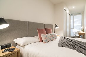 Caroline Serviced Apartments Sandringham