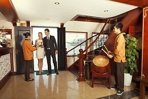 Huong Hai Sealife Cruise