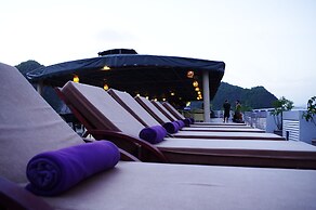 Huong Hai Sealife Cruise