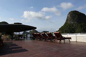 Huong Hai Sealife Cruise