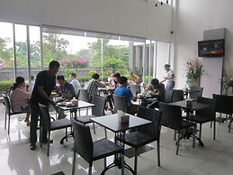 Hotel Tilamas Juanda