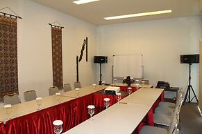 Hotel Tilamas Juanda