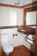 The Old Courtyard Hotel