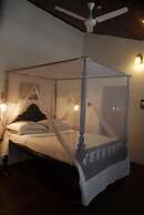 The Old Courtyard Hotel