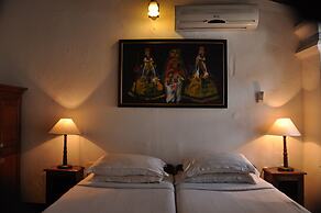 The Old Courtyard Hotel