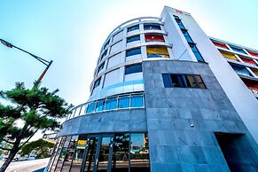 Bk Hotel Jeju