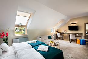 Hotel Szary Residence