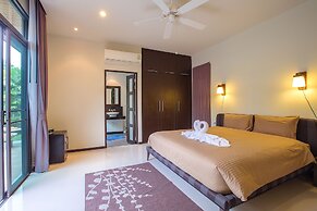 Saiyuan Estate by TropicLook