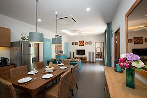 Saiyuan Estate by TropicLook