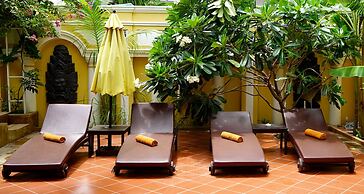 Paris Angkor Hotel