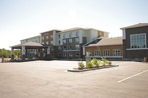 Best Western Plus Lacombe Inn & Suites