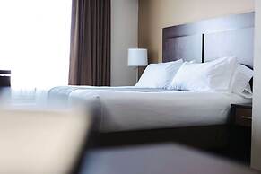 Best Western Plus Lacombe Inn & Suites