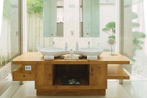 Seven Secrets by Hanging Gardens