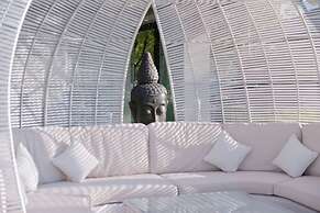 Seven Secrets by Hanging Gardens