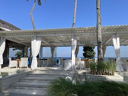 Seven Secrets by Hanging Gardens