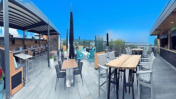 Hotel Indigo Traverse City by IHG