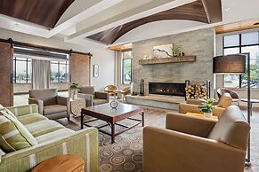 Hotel Indigo Traverse City by IHG