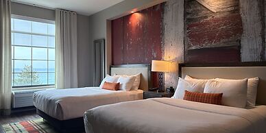 Hotel Indigo Traverse City by IHG