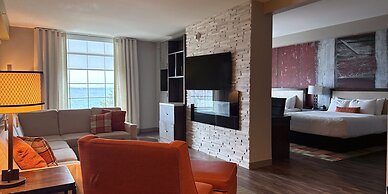 Hotel Indigo Traverse City by IHG