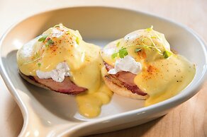 Hotel Indigo Traverse City by IHG