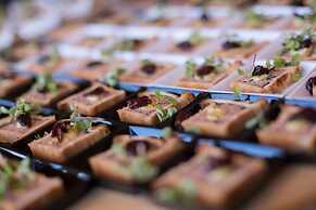 Hotel Indigo Traverse City by IHG