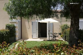 Donna Coraly Country Boutique Hotel