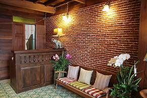 Rustic River Boutique