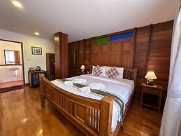 Rustic River Boutique