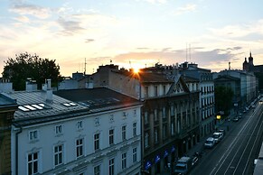 Crownhill Apartments