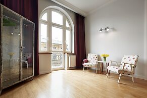 Crownhill Apartments