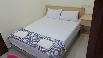 First and New Star Hotel