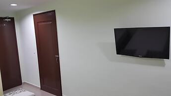 First and New Star Hotel