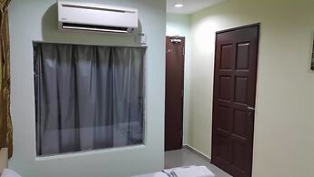 First and New Star Hotel