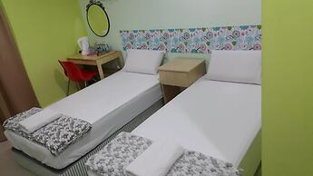 First and New Star Hotel