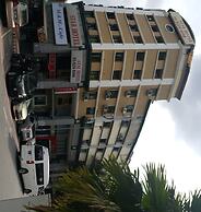 First and New Star Hotel