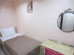 First and New Star Hotel