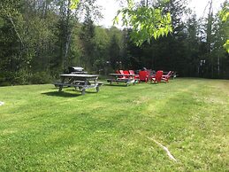 Dwight Village Motel