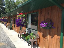 Dwight Village Motel